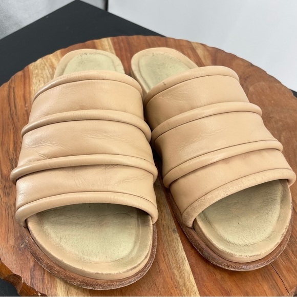 Wal & Pai Lake beige leather slide Sandals sz 38 7-7.5 - Picture 3 of 9